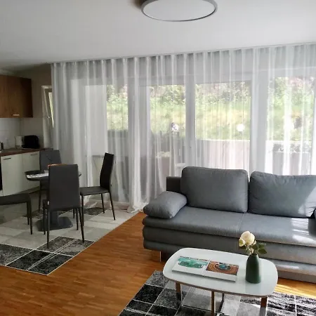 Alice & Julia Διαμέρισμα *