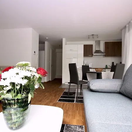 Alice & Julia Baden-Baden